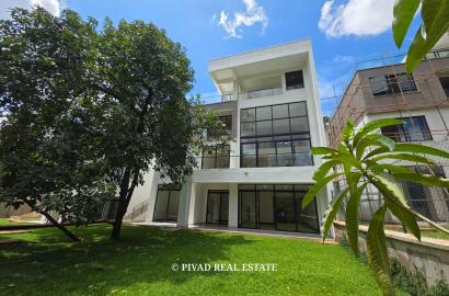 5 Bedroom House Available For Rent - Old Kitisuru