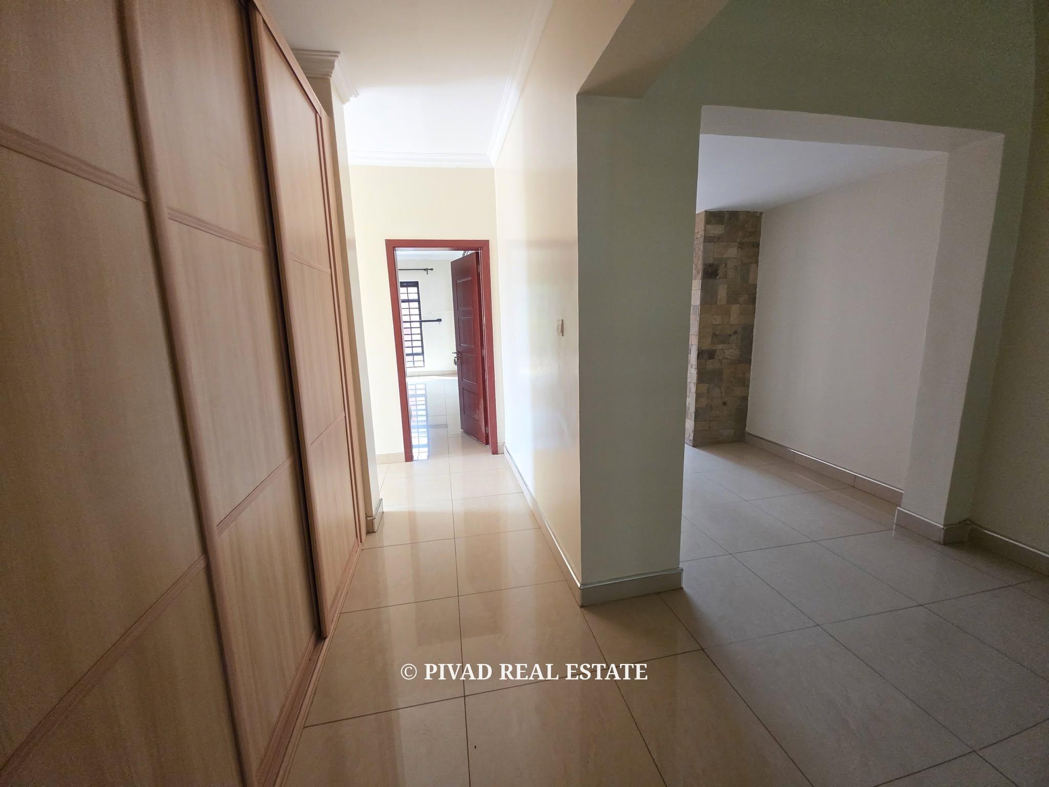 4 Bedroom House Available For Sale in New Runda