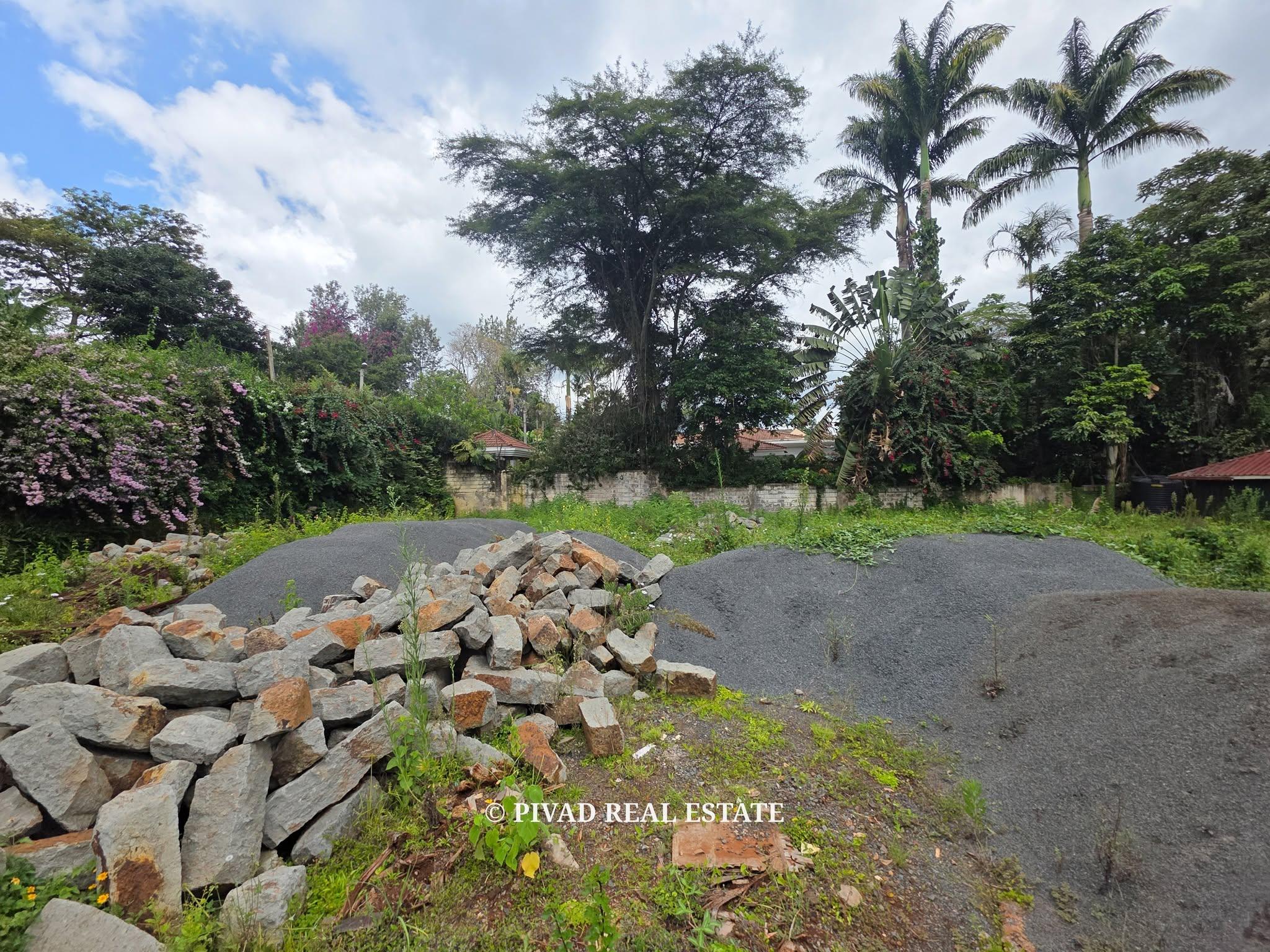 0.5 Acre Plot For Sale in Gigiri
