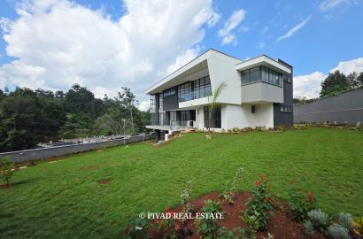 5 Bedroom House for Sale in Nyari