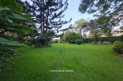 1 Acre Flat Land Available For Sale in Thigiri Estate