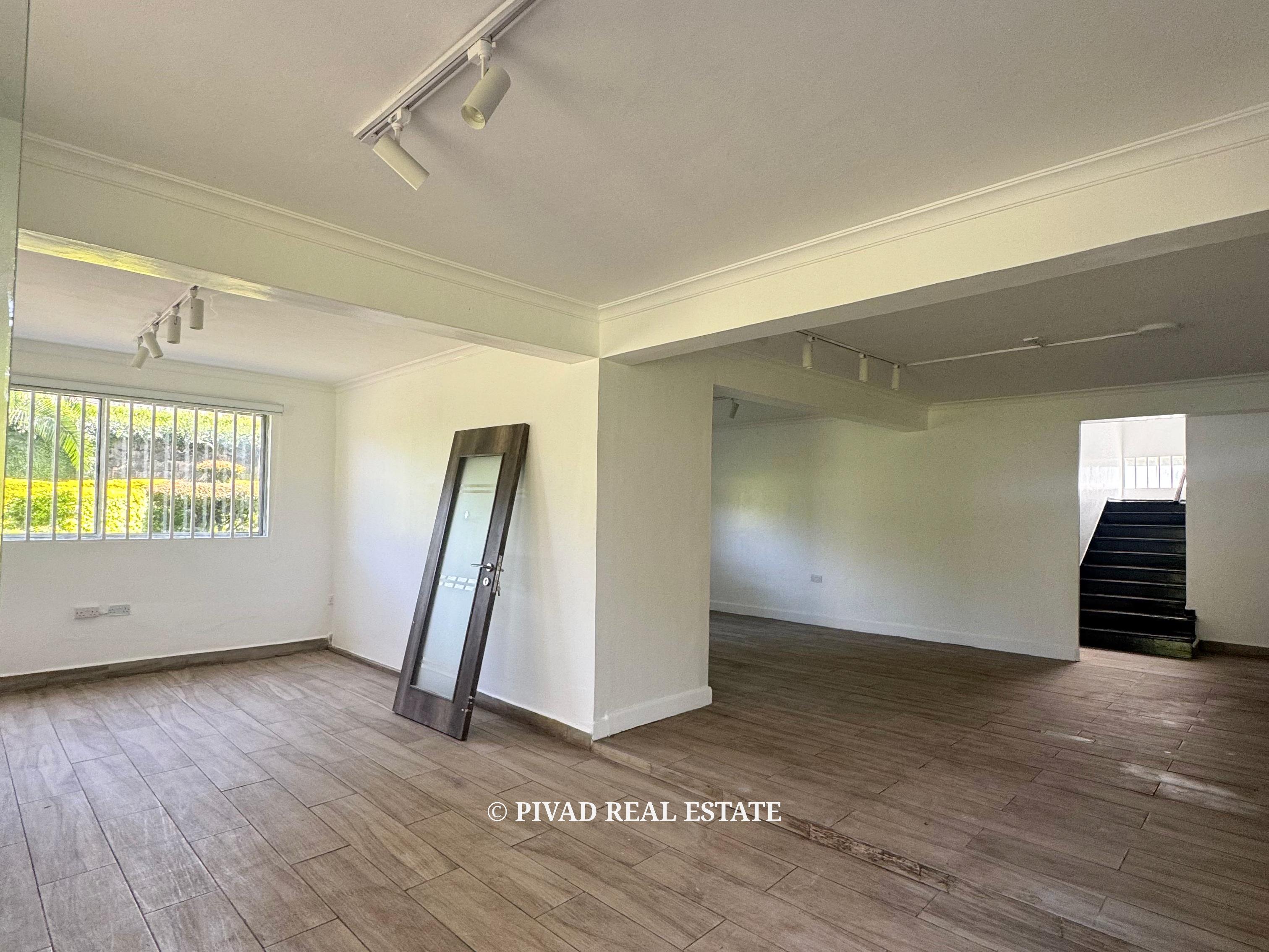 5 Bedroom House Available For Rent in Nyari Estate