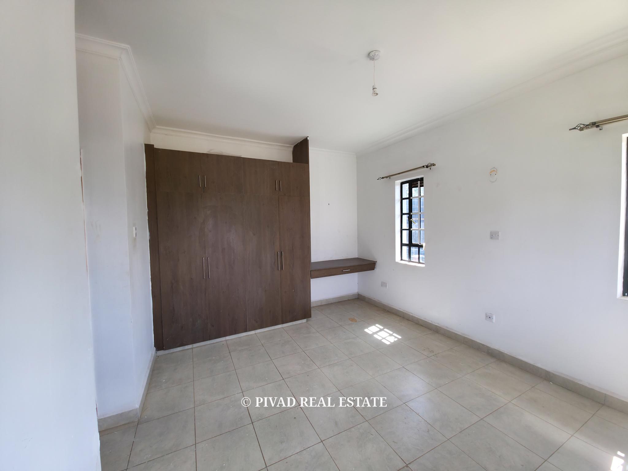 5 Bedroom House For Rent in Garden Estate
