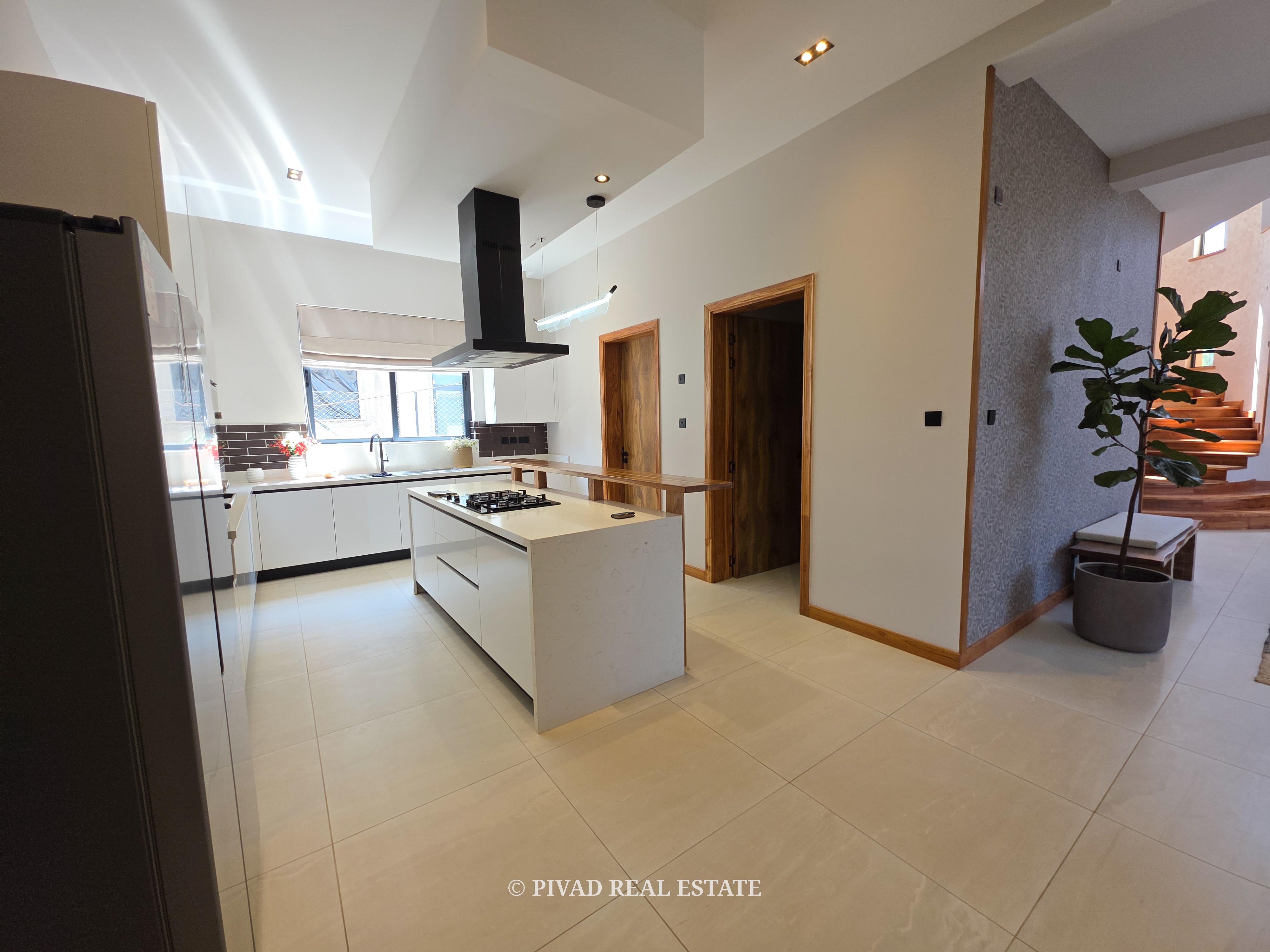 Modern 4 Bedrooom Houses available for Sale in Loresho
