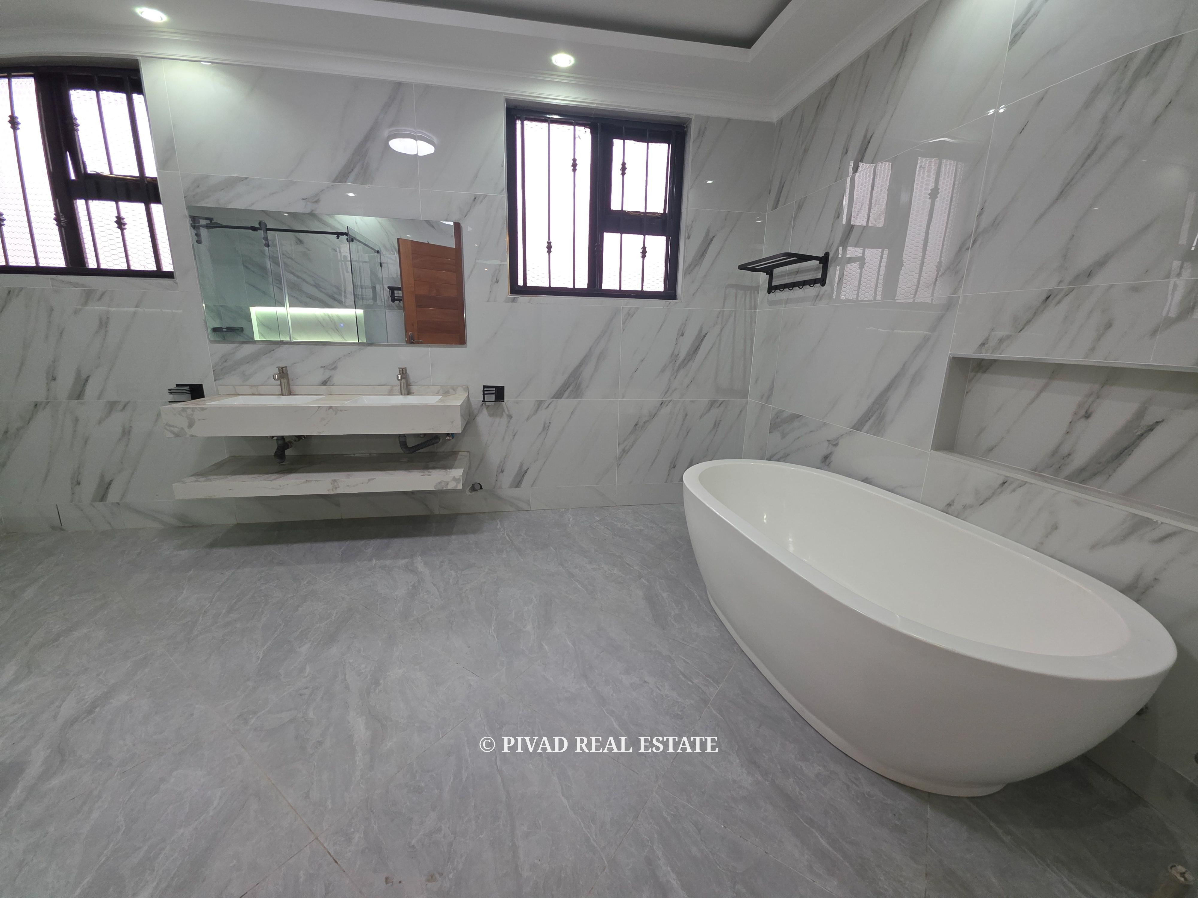 Newly Built 5 Bedroom House available for Sale in Runda Mhasibu